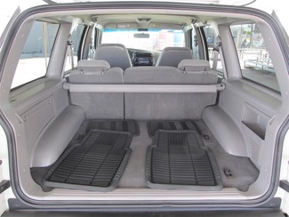 1999 Ford Explorer XLT Gardena, California 10