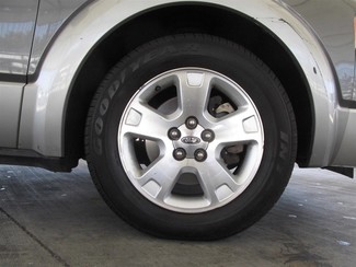 2005 Ford Freestyle SEL Gardena, California 14