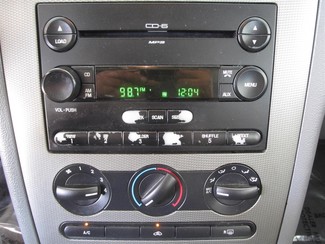 2005 Ford Freestyle SEL Gardena, California 6
