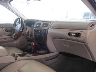 2005 Ford Taurus SEL Gardena, California 8