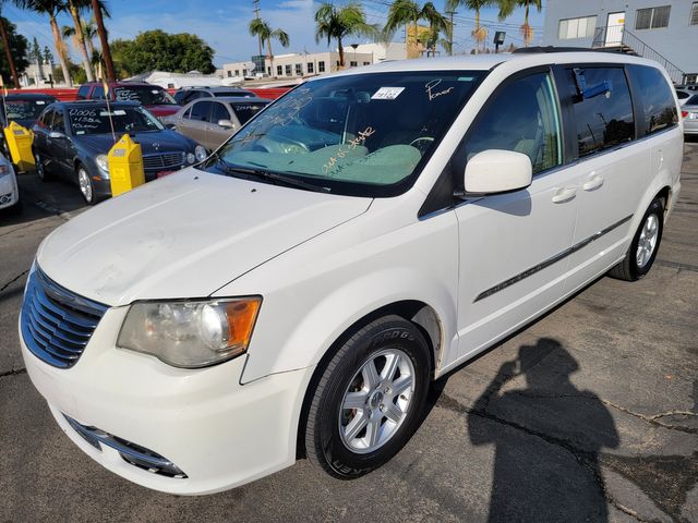 2012 Chrysler Town & Country Touring