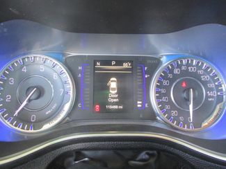 2016 Chrysler 200 Limited Platinum Gardena, California 5